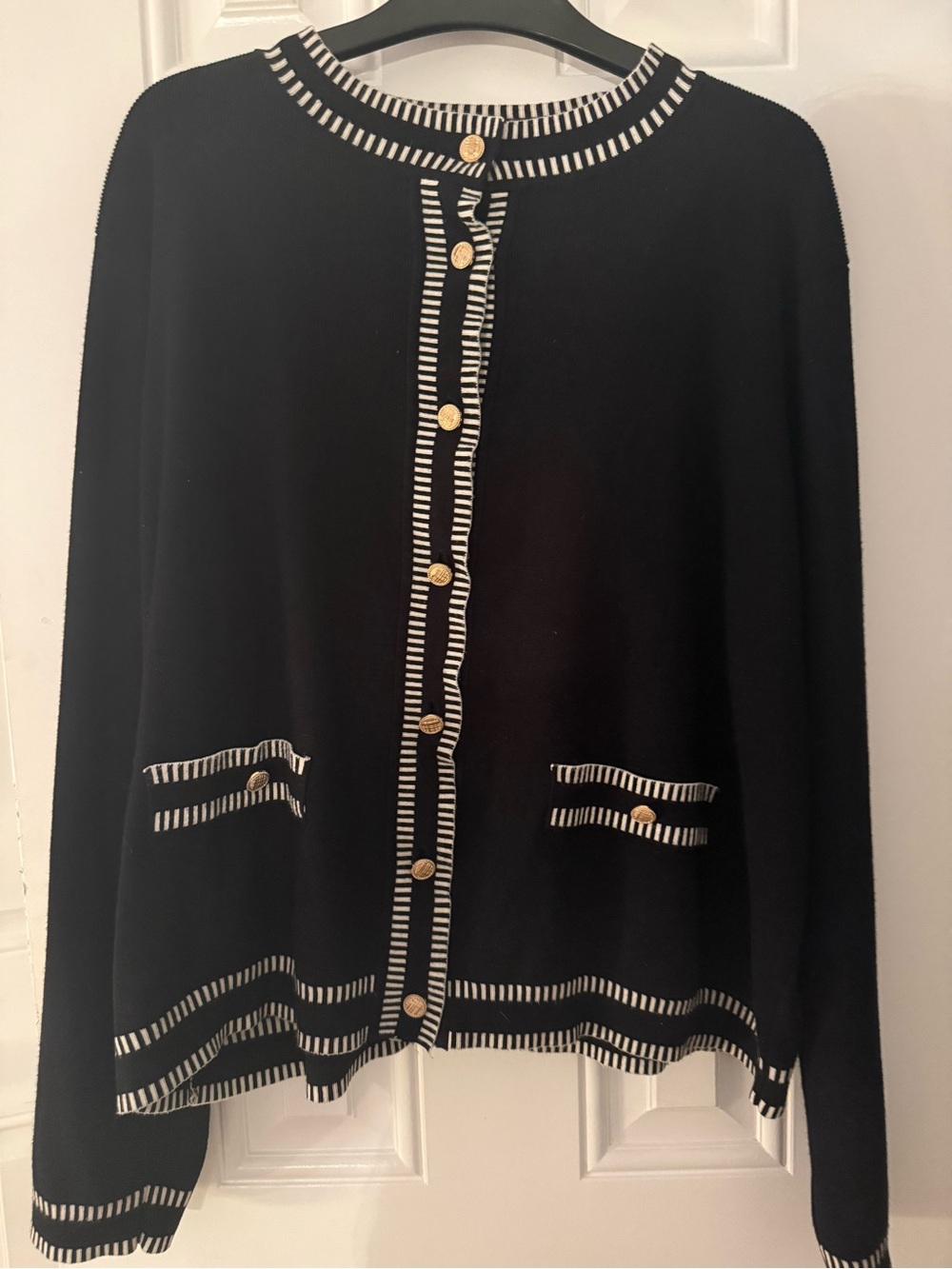 Black Contrast-Trim gold Button-Front Women's Sweater